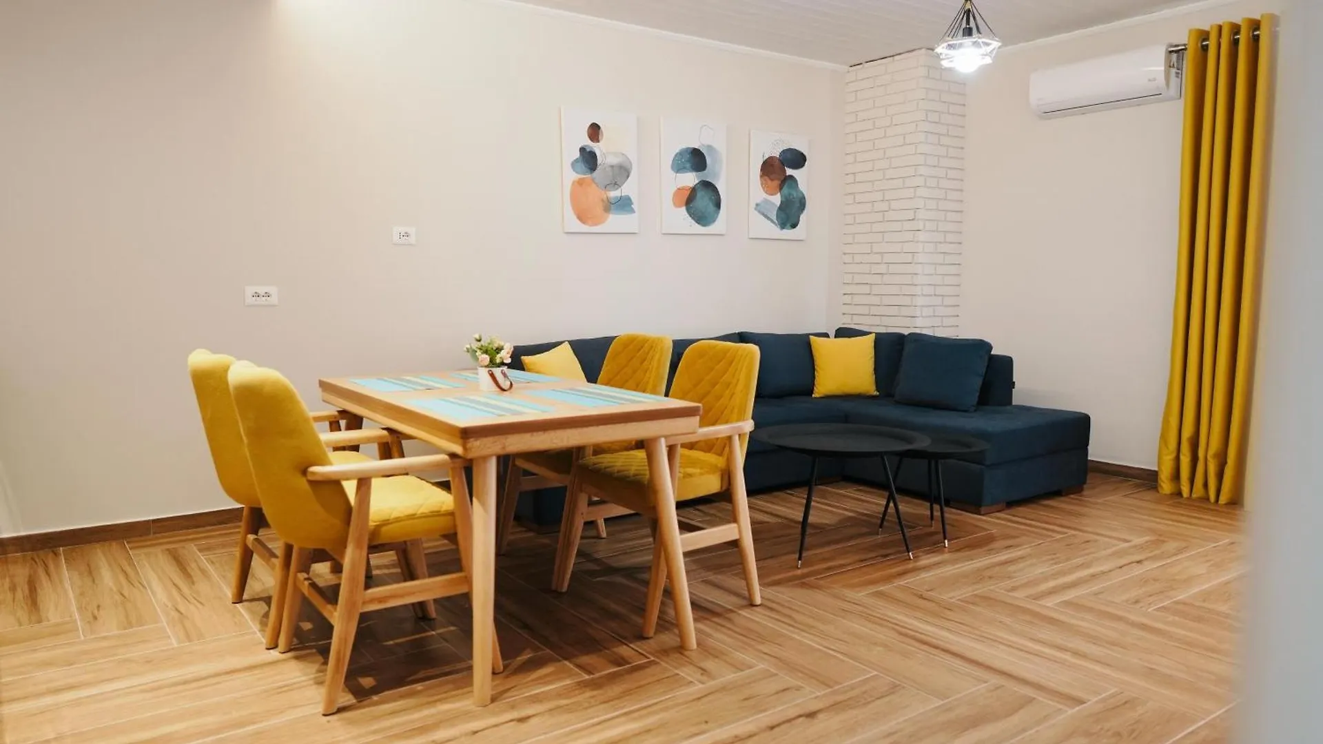 Luxury Apartment At Saranda Port