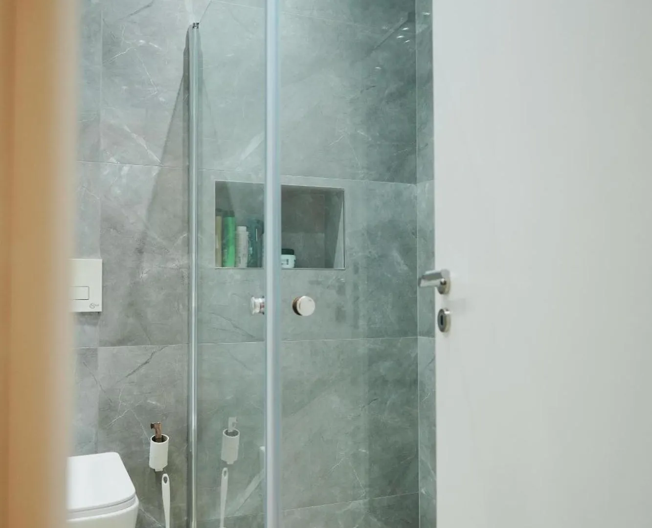 Luxury Apartment At Saranda Port